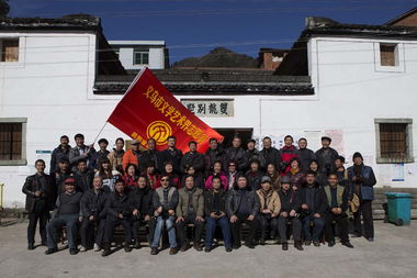 光影记录时代，镜头传递温暖——义乌市摄影家协会摄影志愿者服务活动掠影